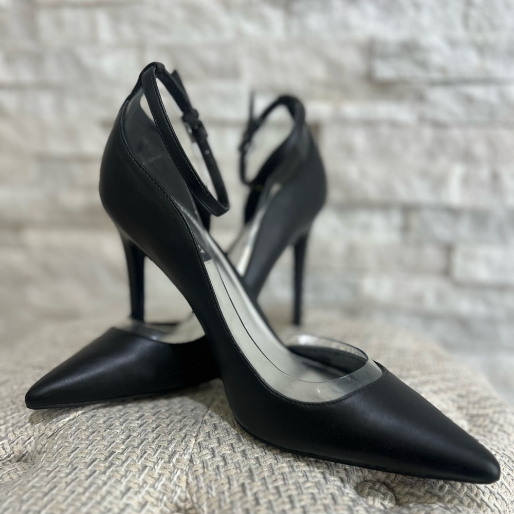 Nine West Black Pump